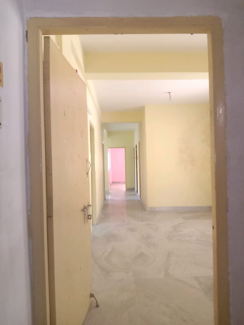 Spacious 4 BHK Apartment